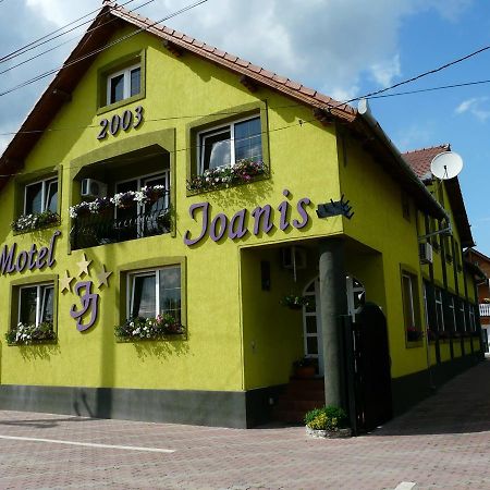 Motel Ioanis Mindruloc Bagian luar foto