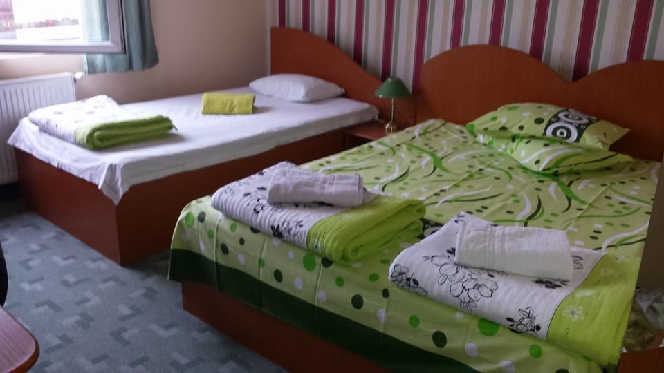 Motel Ioanis Mindruloc Bagian luar foto