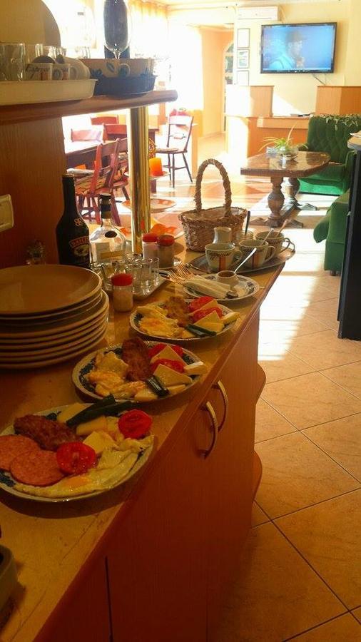 Motel Ioanis Mindruloc Bagian luar foto