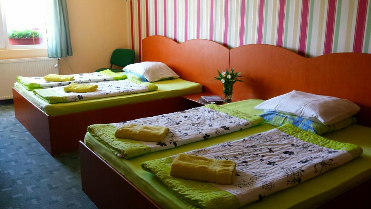Motel Ioanis Mindruloc Bagian luar foto