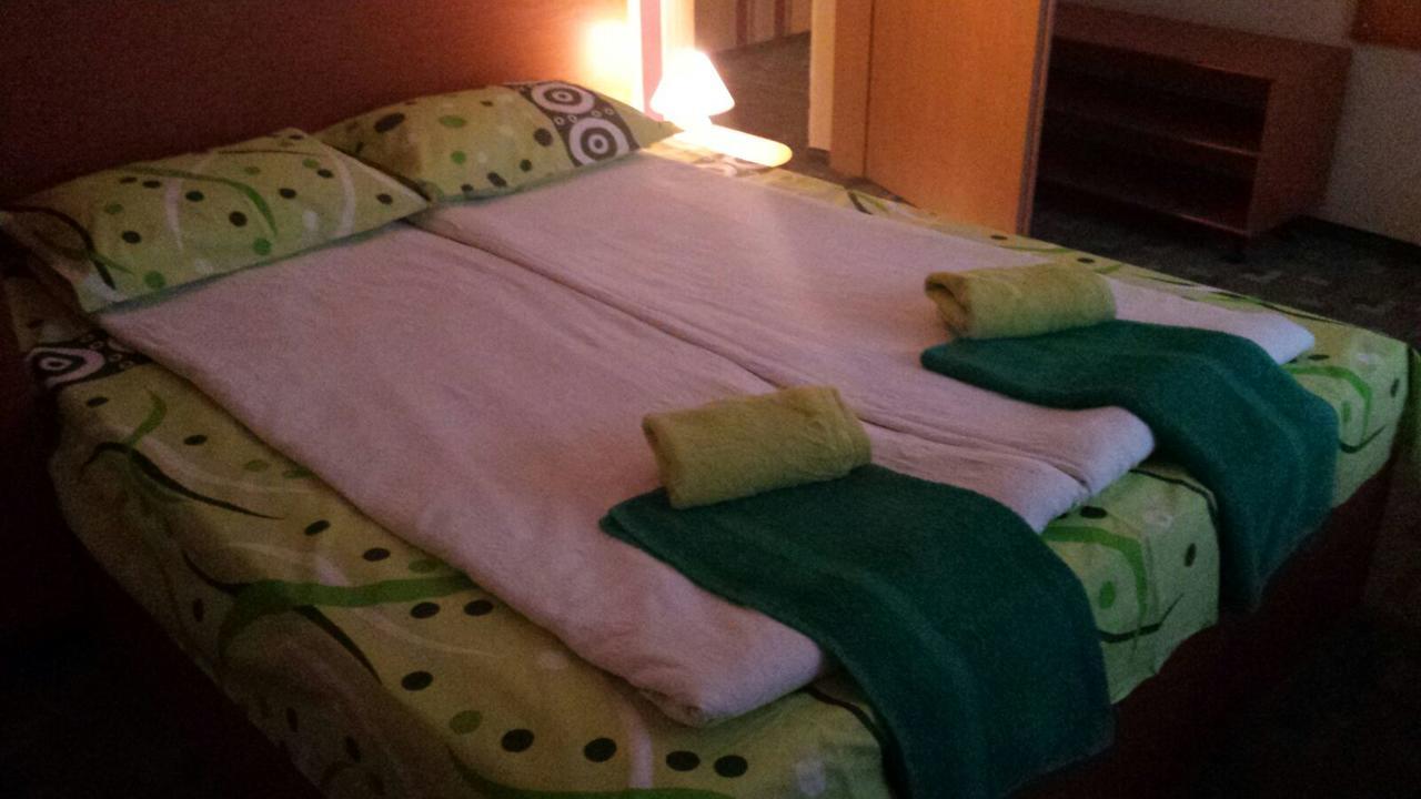 Motel Ioanis Mindruloc Bagian luar foto