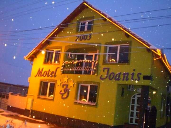 Motel Ioanis Mindruloc Bagian luar foto